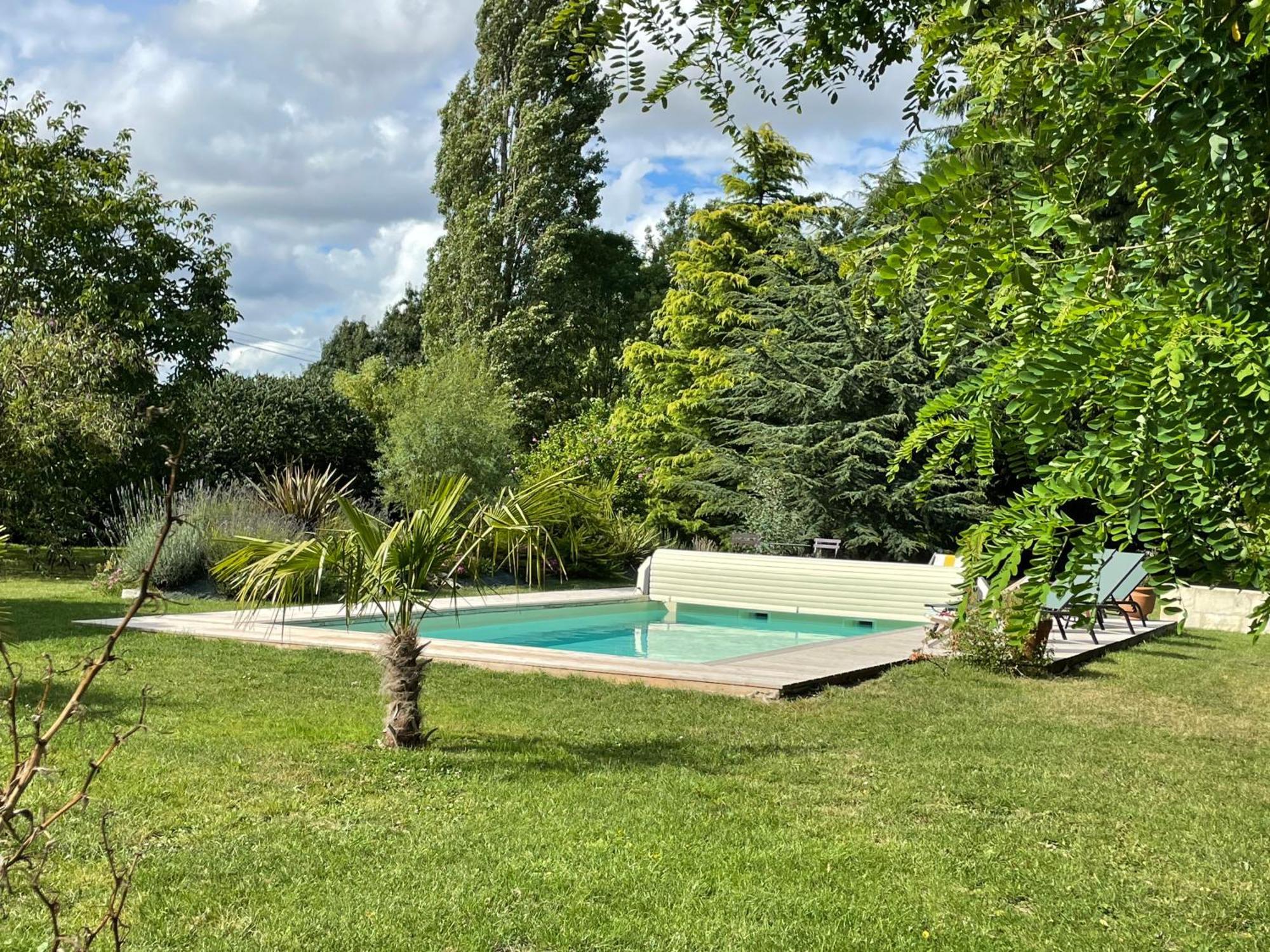 Chambres D Hotes Avec Piscine Et Spa La Foliere Saumur Villebernier Exterior photo